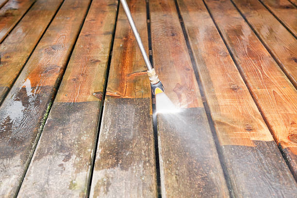 Why Choose Our Certified Pressure Washing Experts for Your Project Needs in Windsor, IL?